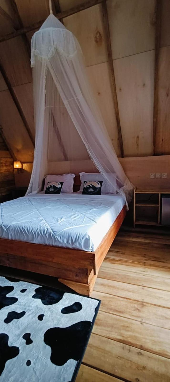 Girang Rinjani Bungalows Tetebatu Luaran gambar